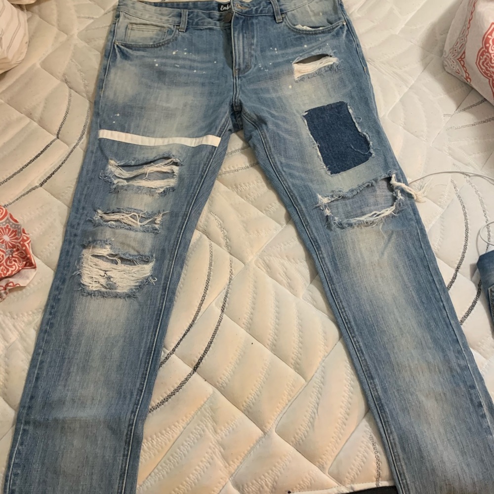 I’m selling jeans